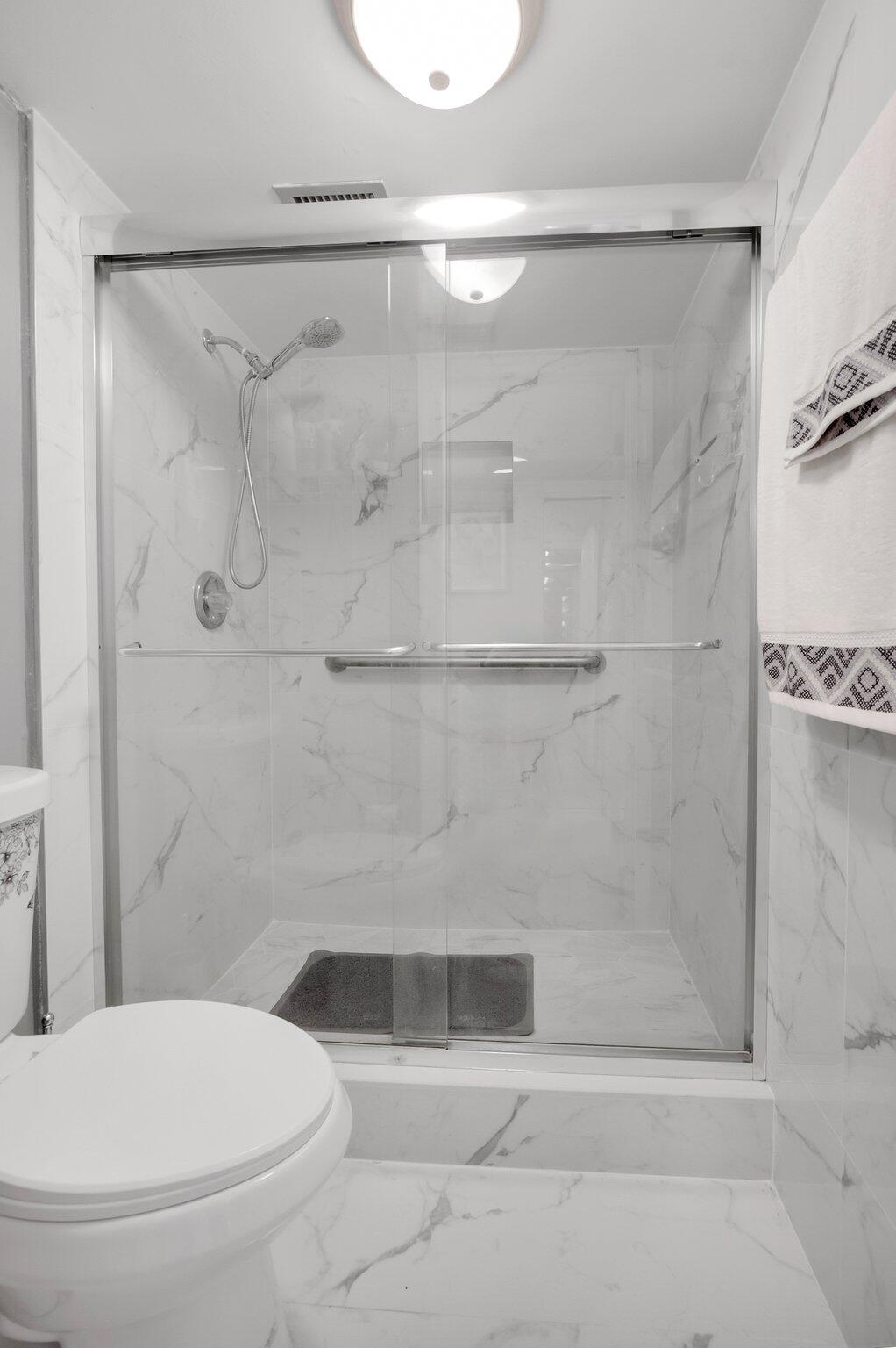 23247 Barwood Lane North, Unit 305 Boca Raton, FL 33428 - Photo 30 of 32 20-web-or-mls-DSC_0076