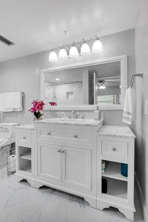 $250,000 | 23247 Barwood Lane North, Unit 305, Boca Raton, FL 33428