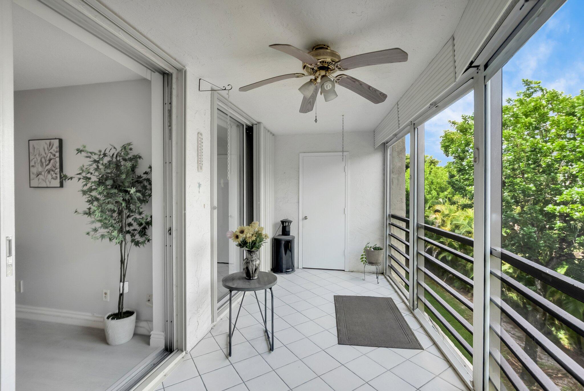 23247 Barwood Lane North, Unit 305 Boca Raton, FL 33428 - Photo 7 of 32 28-web-or-mls-DSC_0096