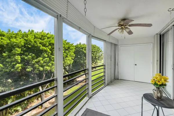 $250,000 | 23247 Barwood Lane North, Unit 305, Boca Raton, FL 33428