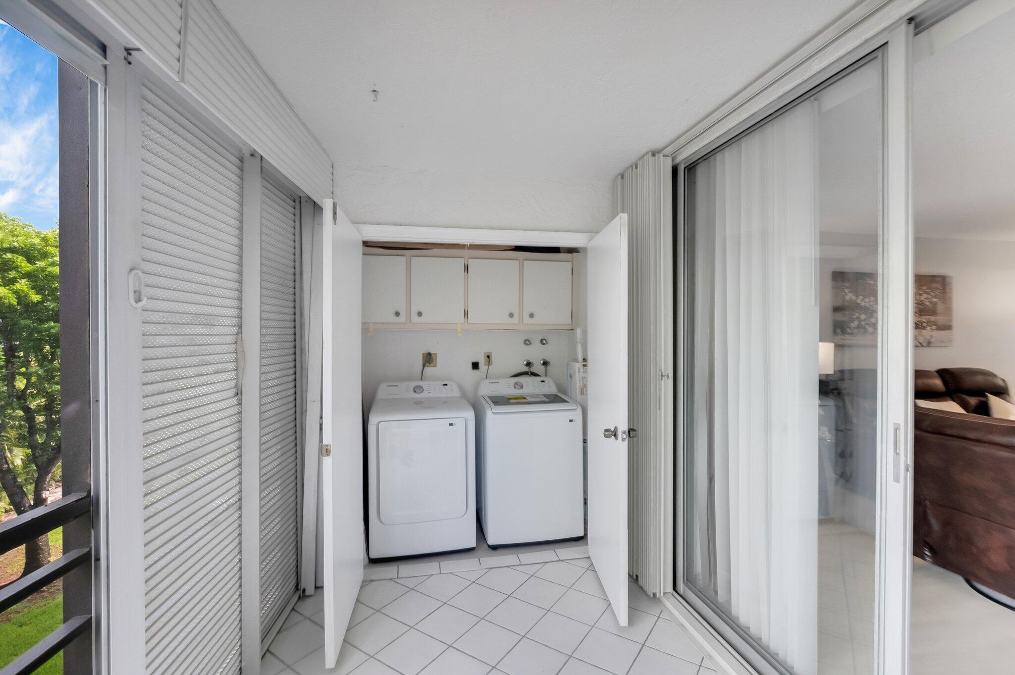 23247 Barwood Lane North, Unit 305 Boca Raton, FL 33428 - Photo 10 of 32 31-web-or-mls-DSC_0111