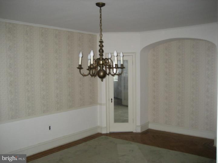 2646 Lenape Road Philadelphia, PA 19131 - Photo 5 of 25 Dining Room