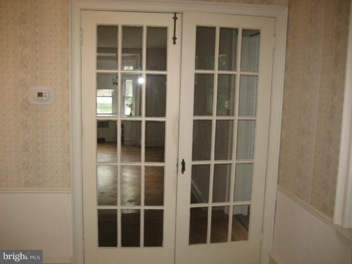2646 Lenape Road Philadelphia, PA 19131 - Photo 6 of 25 Dining Room