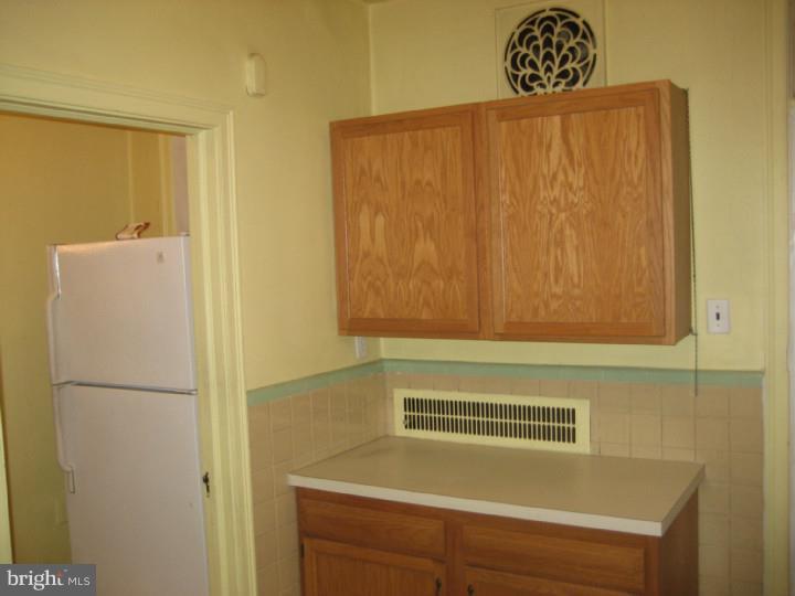 2646 Lenape Road Philadelphia, PA 19131 - Photo 9 of 25 Kitchen