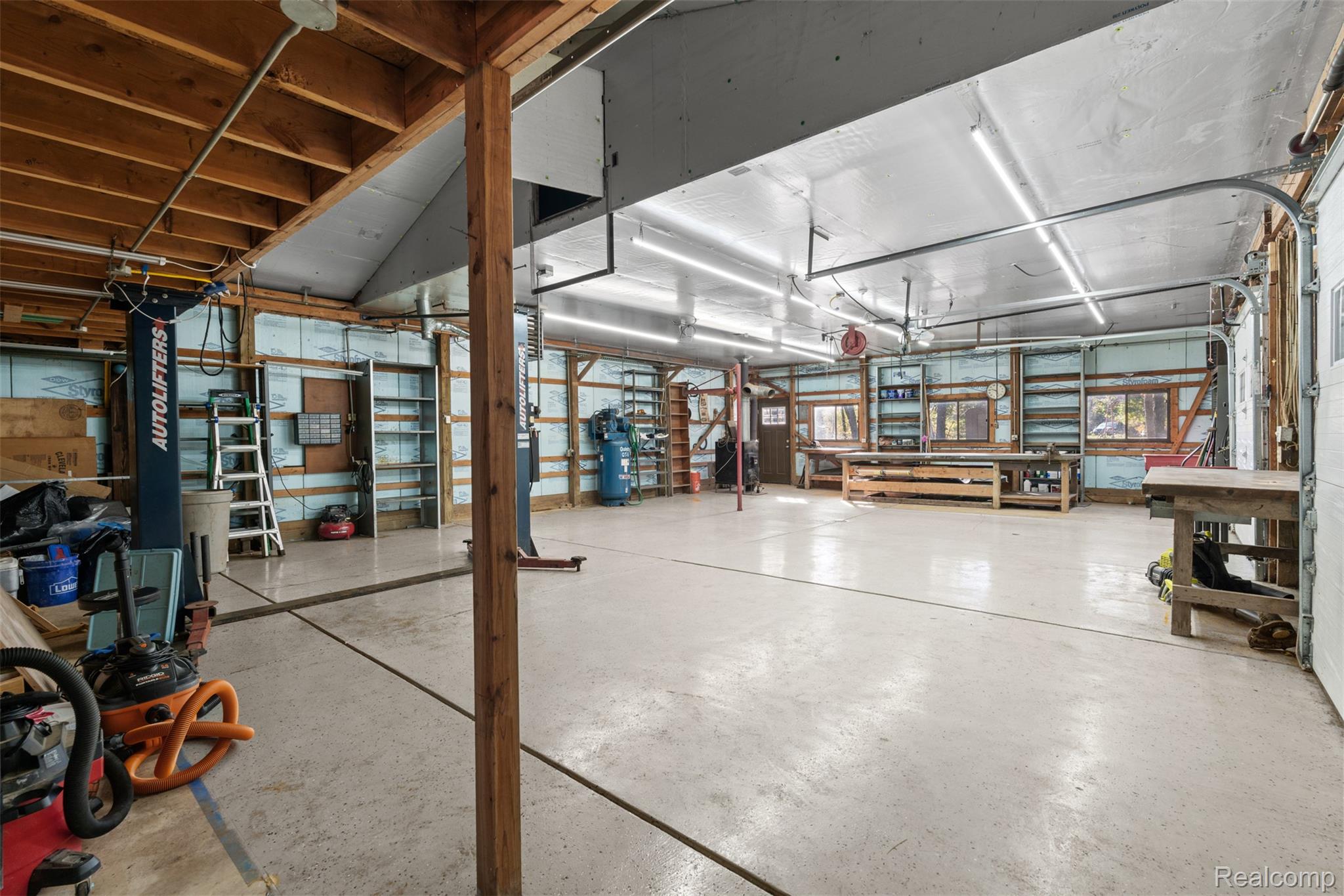 7670 Mi State Road Manchester, MI 48158 - Photo 42 of 53 Garage with a workshop area