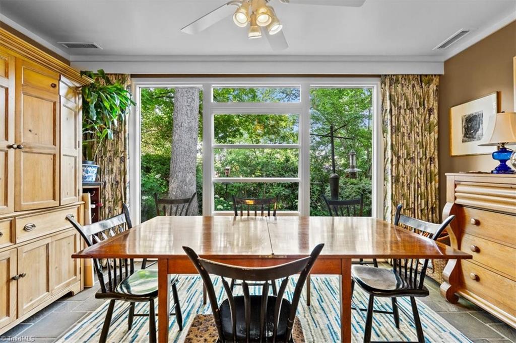 1905 Huntington Road Greensboro, NC 27408 - Photo 16 of 47