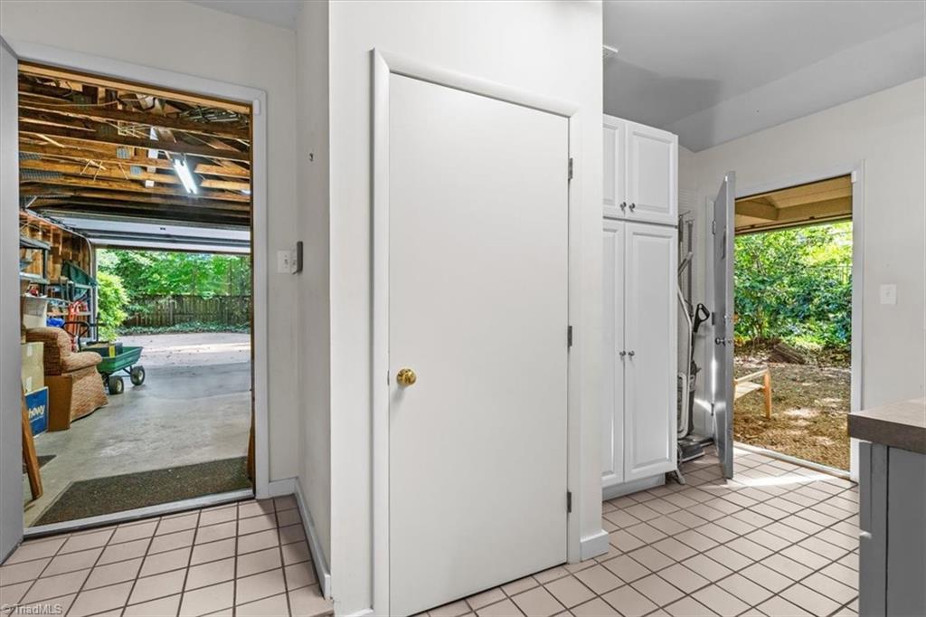 1905 Huntington Road Greensboro, NC 27408 - Photo 29 of 47