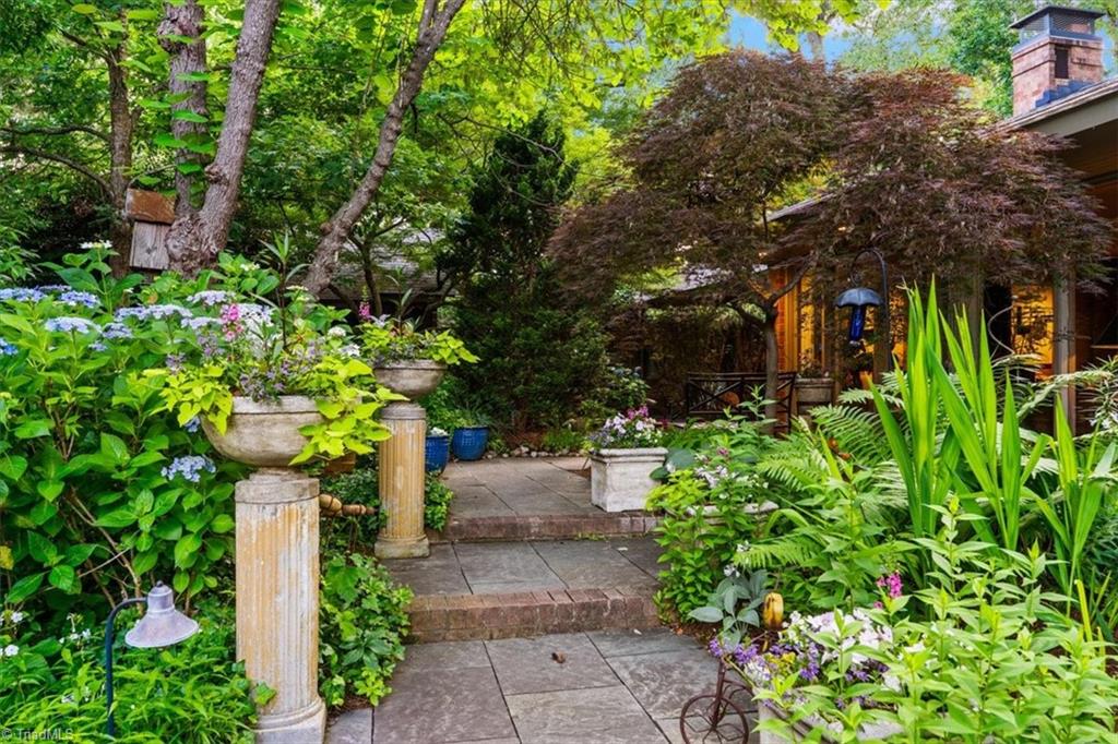 1905 Huntington Road Greensboro, NC 27408 - Photo 36 of 47