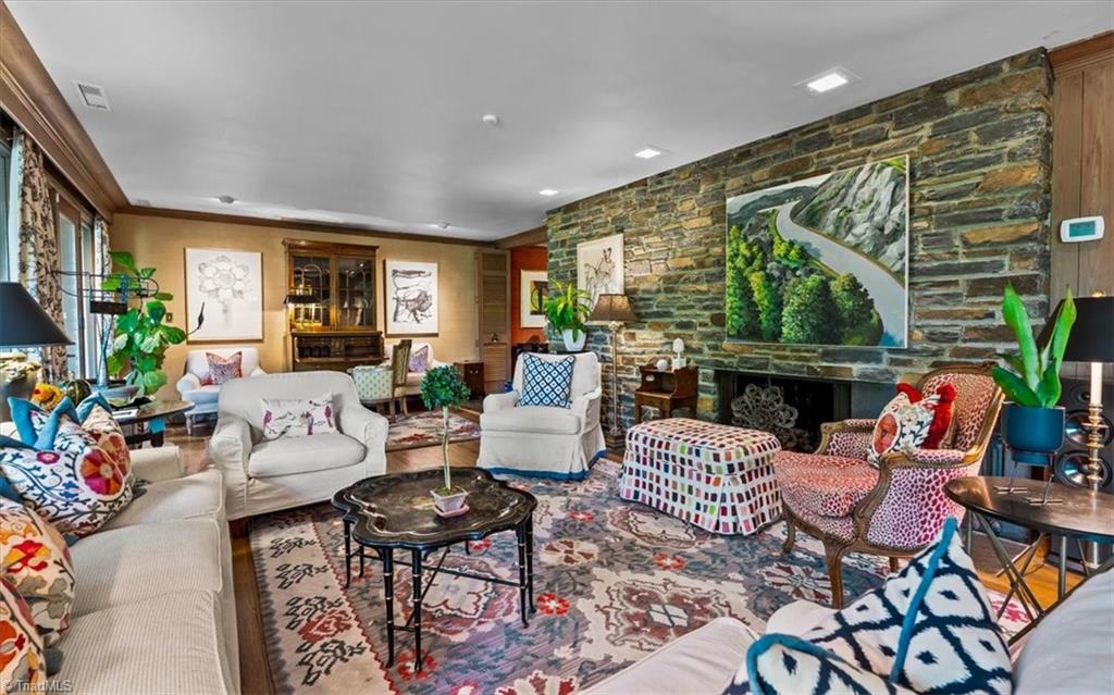 1905 Huntington Road Greensboro, NC 27408 - Photo 5 of 47