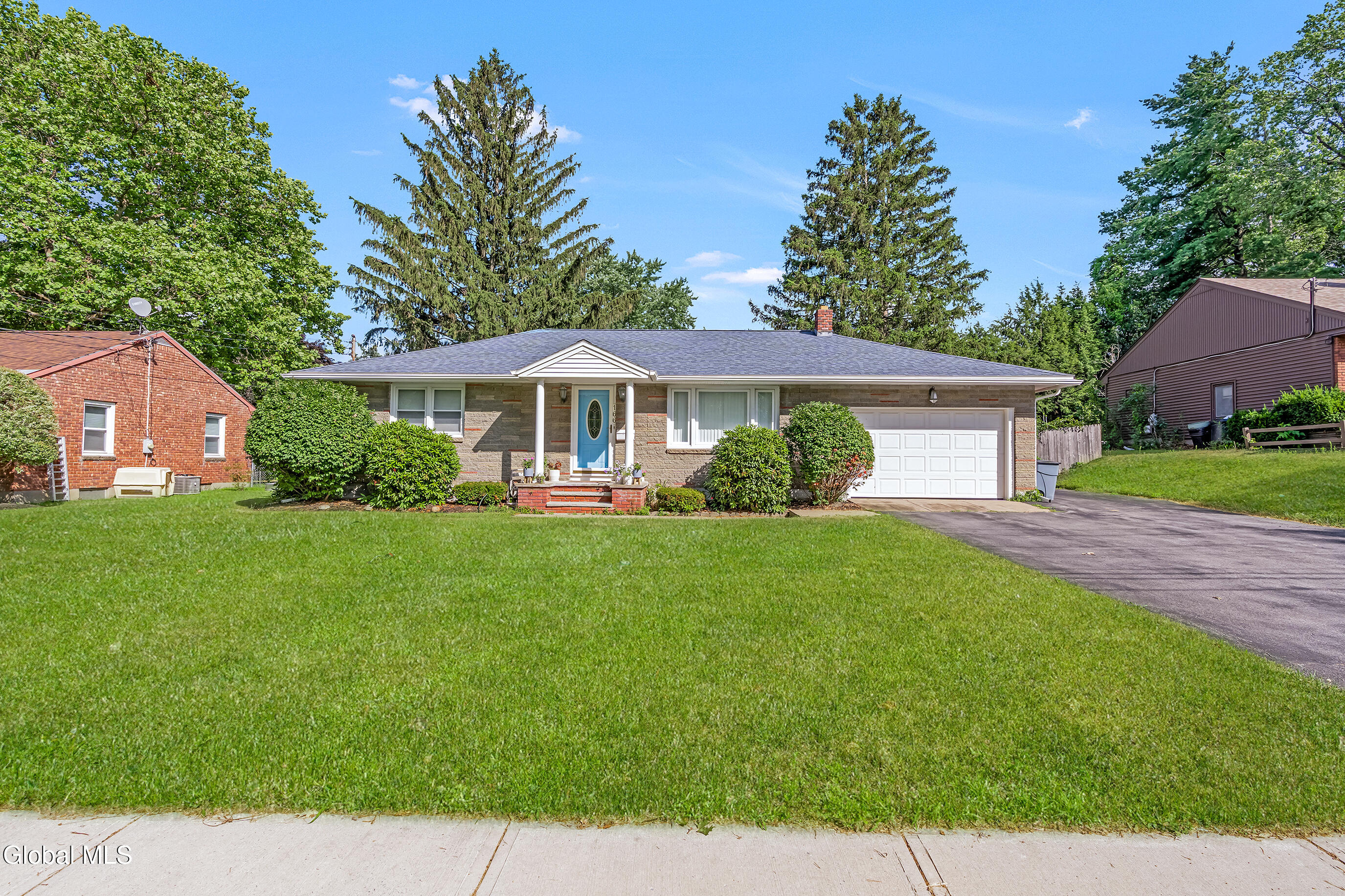 166 Cromer Avenue Schenectady, NY 12304 - Photo 1 of 30 001-166-Cromer-Ave