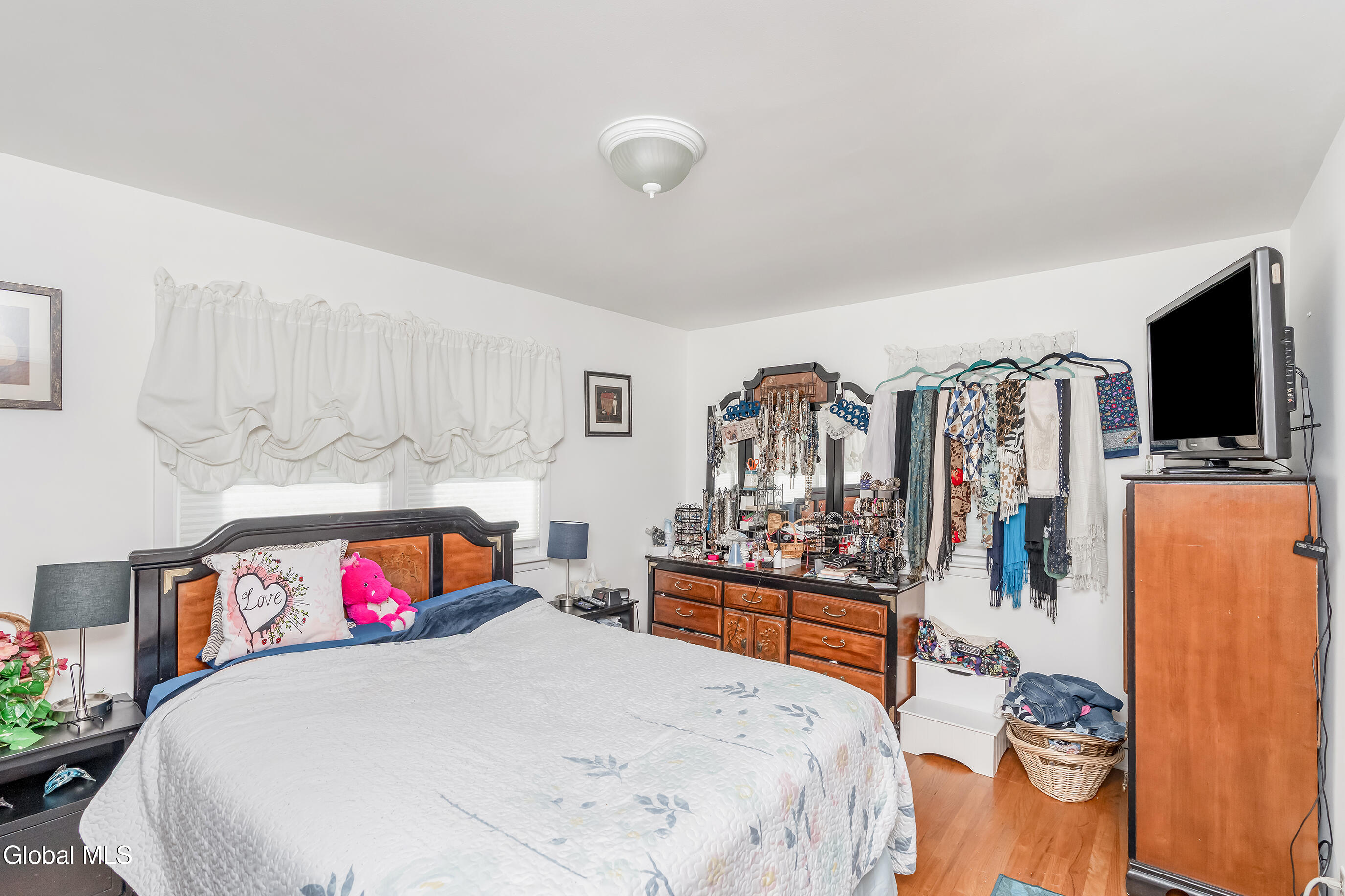 166 Cromer Avenue Schenectady, NY 12304 - Photo 15 of 30 032-166-Cromer-Ave