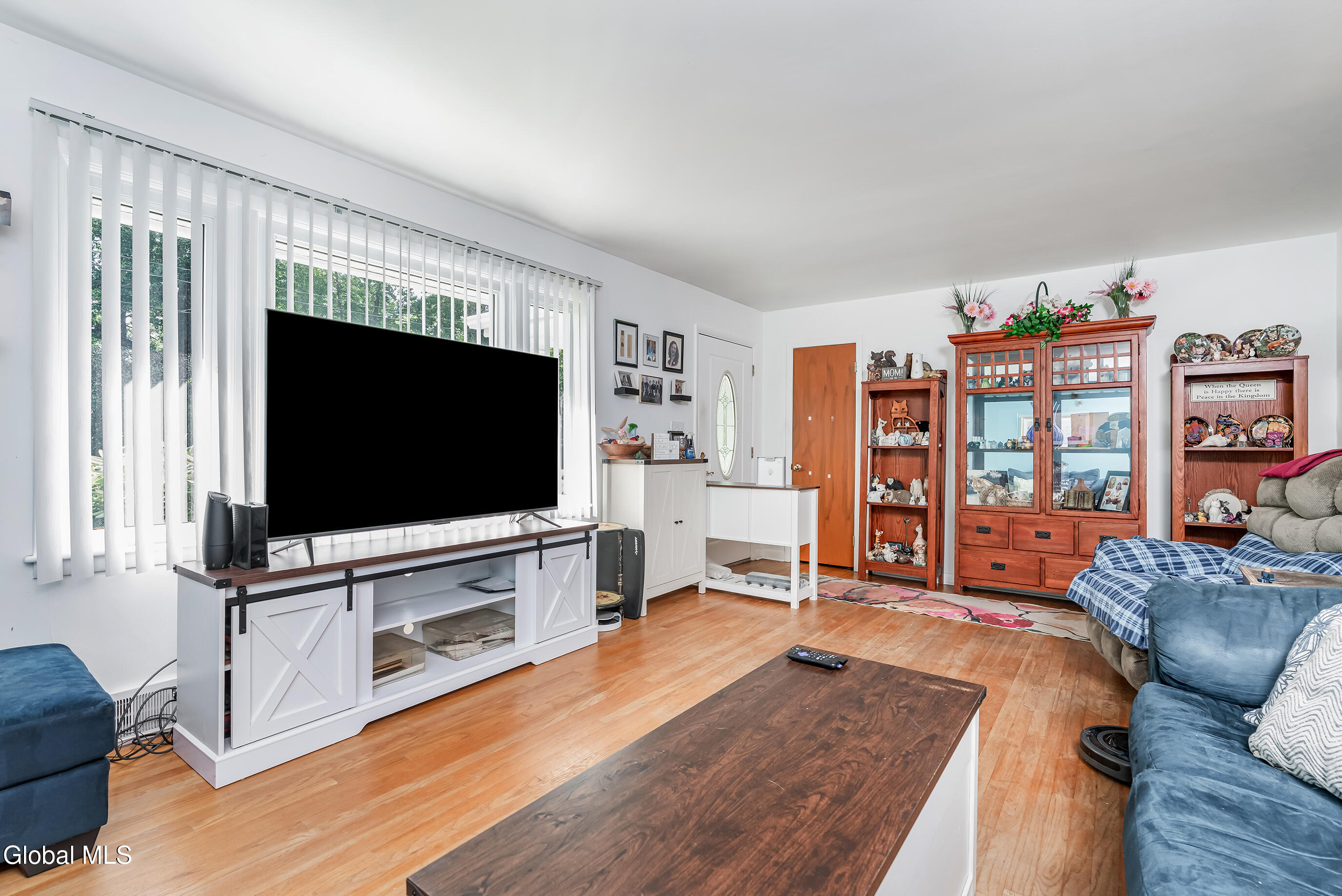 166 Cromer Avenue Schenectady, NY 12304 - Photo 6 of 30 019-166-Cromer-Ave