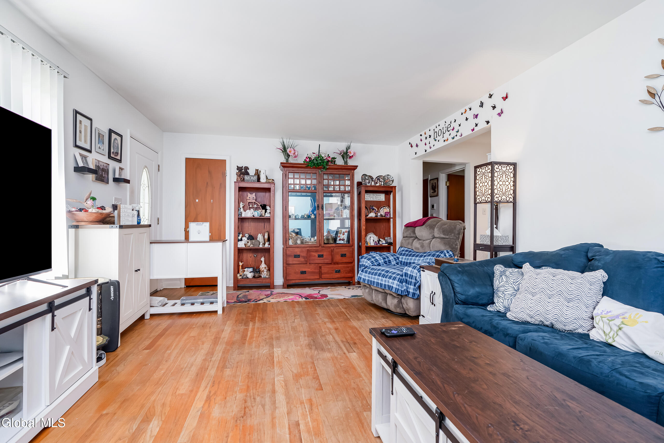 166 Cromer Avenue Schenectady, NY 12304 - Photo 7 of 30 018-166-Cromer-Ave