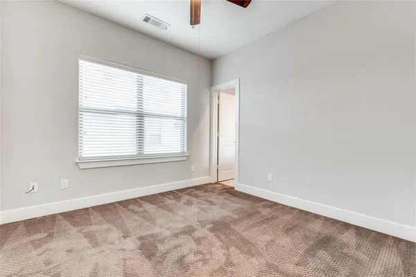 $3,248 | 4323 Dickason Avenue, Unit 25, Dallas, TX 75219