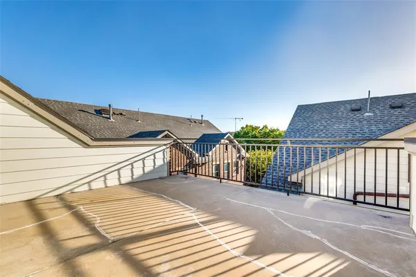 $3,248 | 4323 Dickason Avenue, Unit 25, Dallas, TX 75219