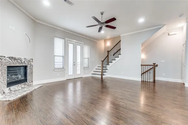 $3,248 | 4323 Dickason Avenue, Unit 25, Dallas, TX 75219