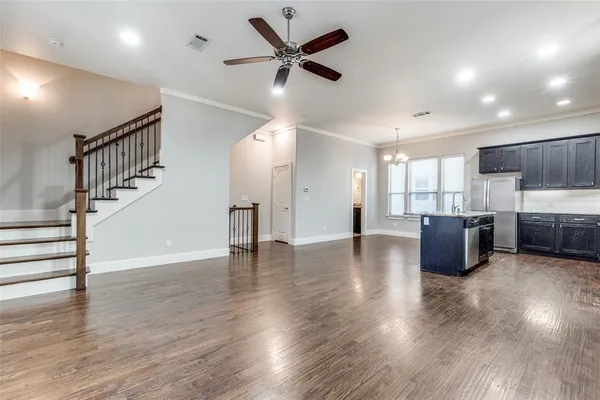 $3,248 | 4323 Dickason Avenue, Unit 25, Dallas, TX 75219