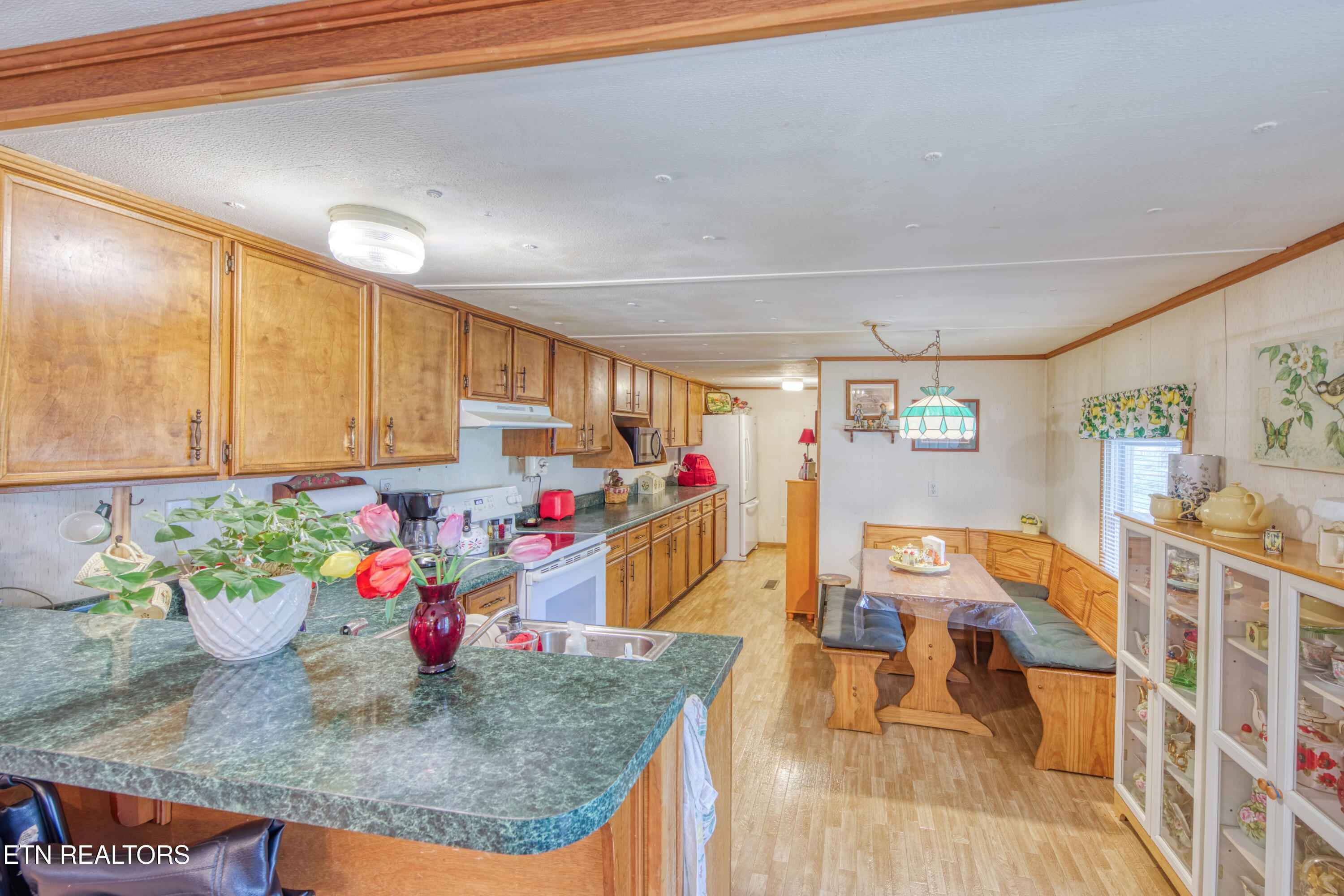 219 Davis Road La Follette, TN 37766 - Photo 15 of 27 0H3A7233_25