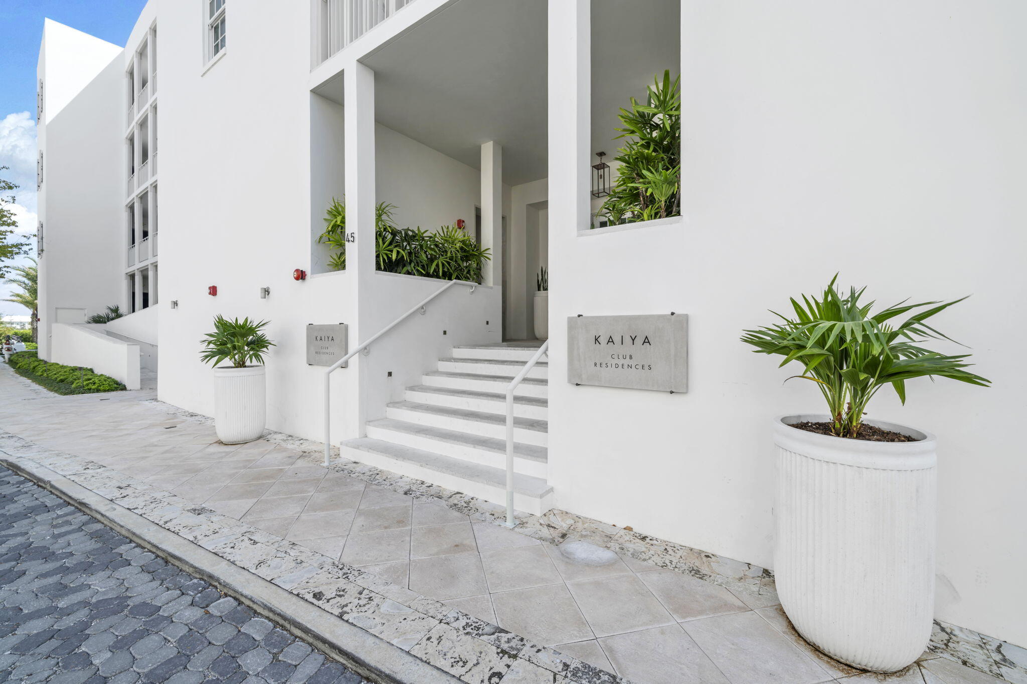 45 West Solaire Way Inlet Beach, Unit 207 Inlet Beach, FL 32461 - Photo 2 of 55 a view of a entryway
