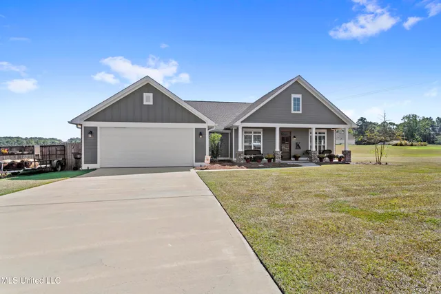 $339,000 | 1562 Oloh Road, Sumrall, MS 39482