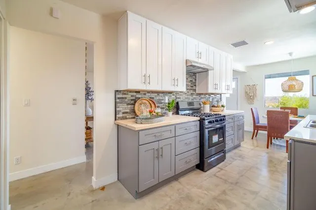 $2,395 | 61455 Adobe Drive, Joshua Tree, CA 92252