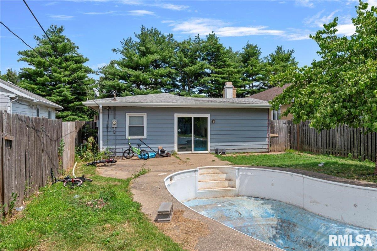 2421 South 15th Street Springfield, IL 62703 - Photo 26 of 30