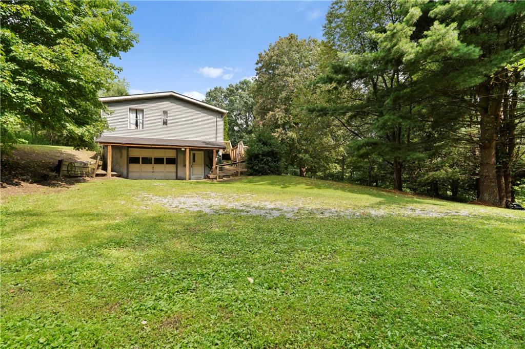 136 Bassett Road Clinton, PA 15026 - Photo 22 of 25