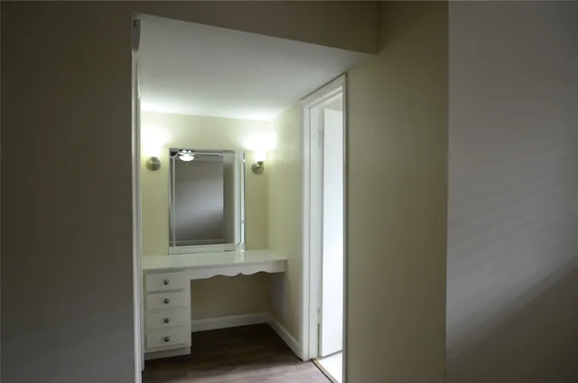 a close up of a shower