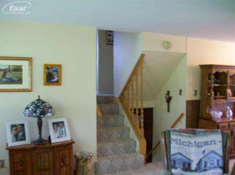 12381 Hill Road Goodrich, MI 48438 - Photo 8 of 20 20242652-7.JPG
