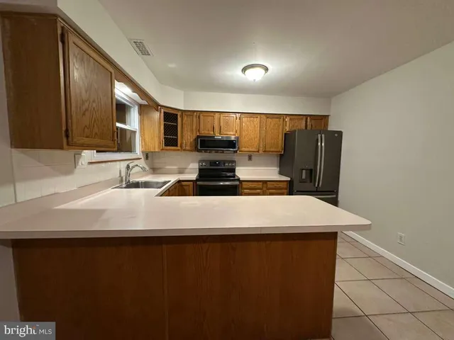 $2,290 | 5 Woodmill Drive, Clementon, NJ 08021