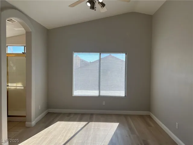 $1,900 | 9343 Gray Duck Court, Las Vegas, NV 89147