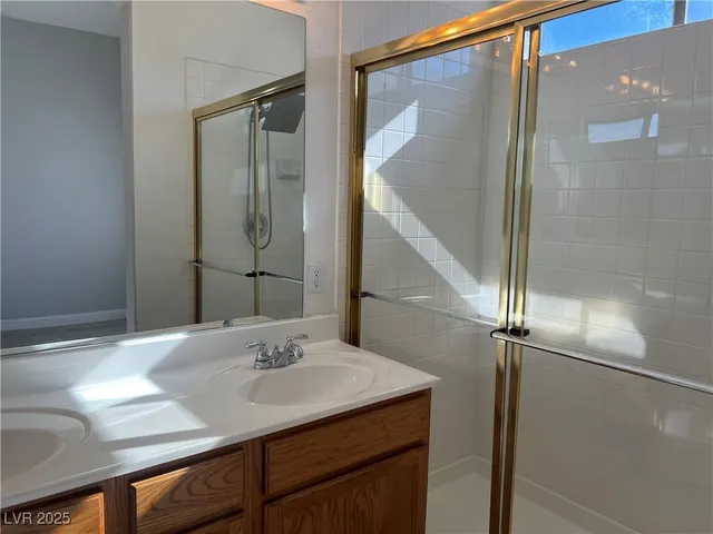 $1,900 | 9343 Gray Duck Court, Las Vegas, NV 89147