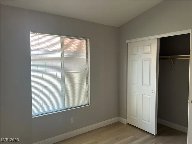 $1,900 | 9343 Gray Duck Court, Las Vegas, NV 89147