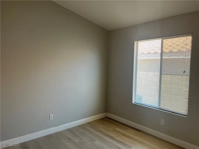 $1,900 | 9343 Gray Duck Court, Las Vegas, NV 89147