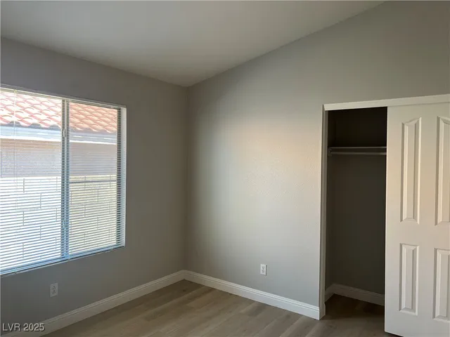 $1,900 | 9343 Gray Duck Court, Las Vegas, NV 89147