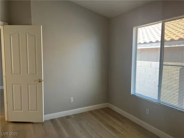 $1,900 | 9343 Gray Duck Court, Las Vegas, NV 89147