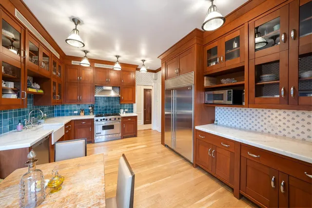 $6,950,000 | 190 Riverside Drive, Unit 4C | Upper West Side