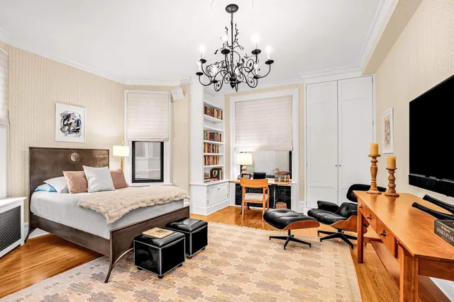 $6,950,000 | 190 Riverside Drive, Unit 4C | Upper West Side