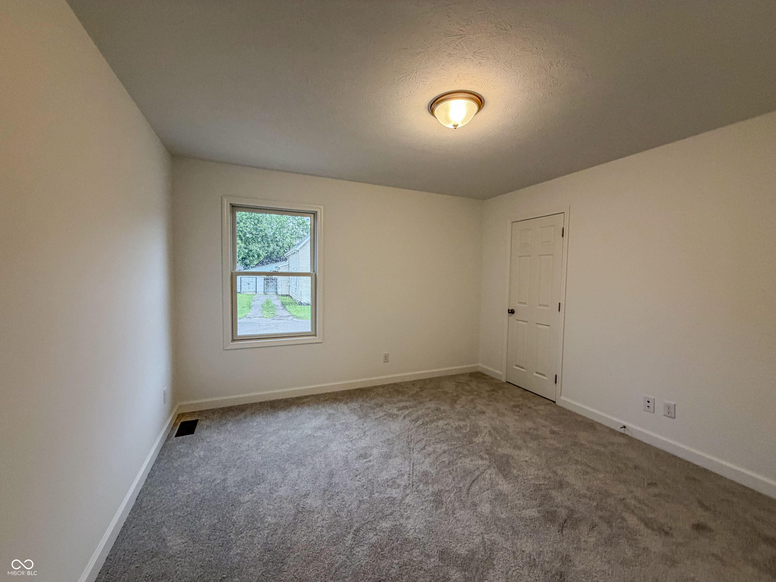 339 West 2nd Street Anderson, IN 46016 - Photo 23 of 24