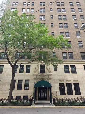 $159,000 | 6101 North Sheridan Road, Unit 1F, Chicago, IL 60660