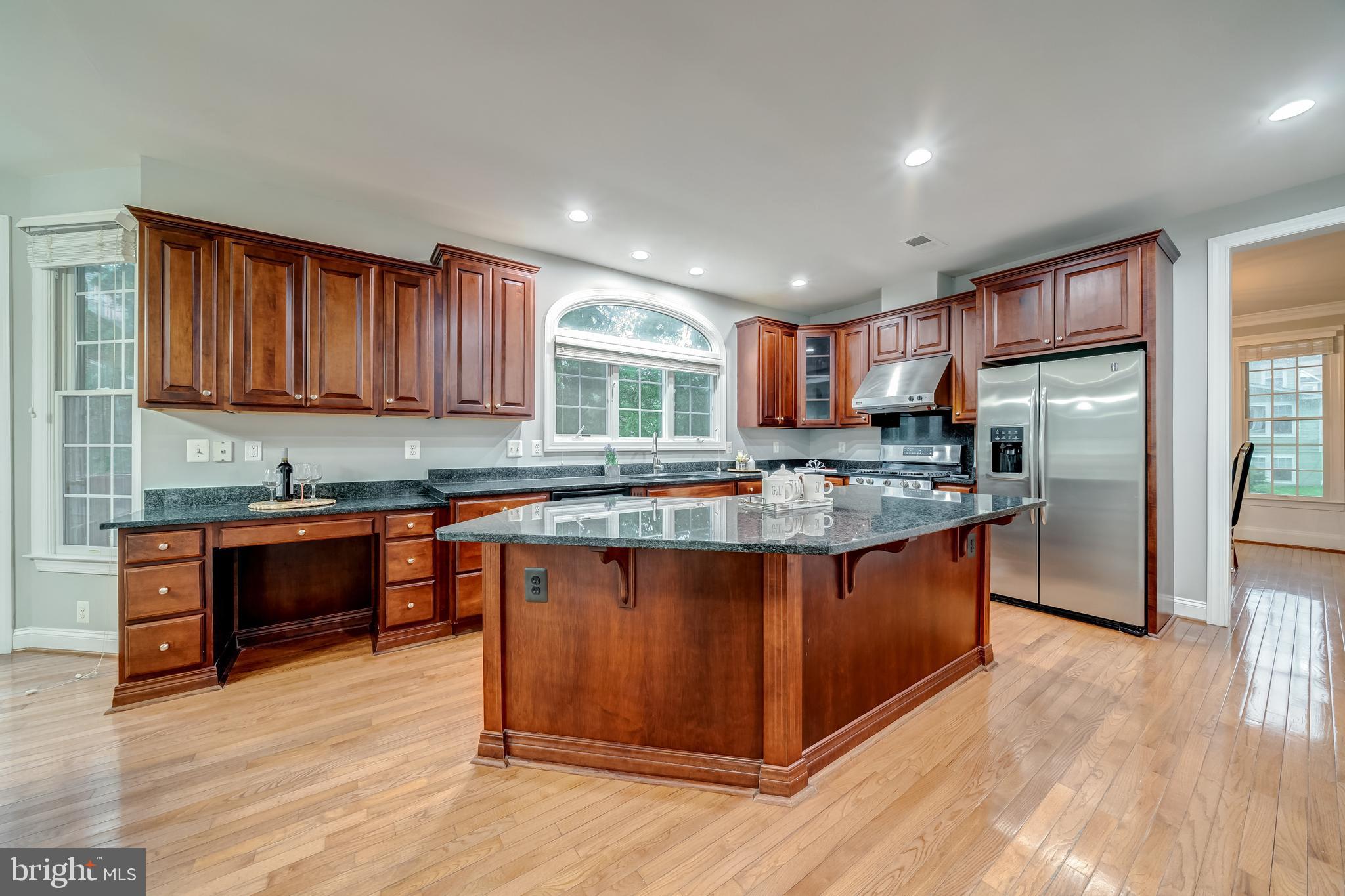 302 Kingsley Road Southwest Vienna, VA 22180 - Photo 23 of 85