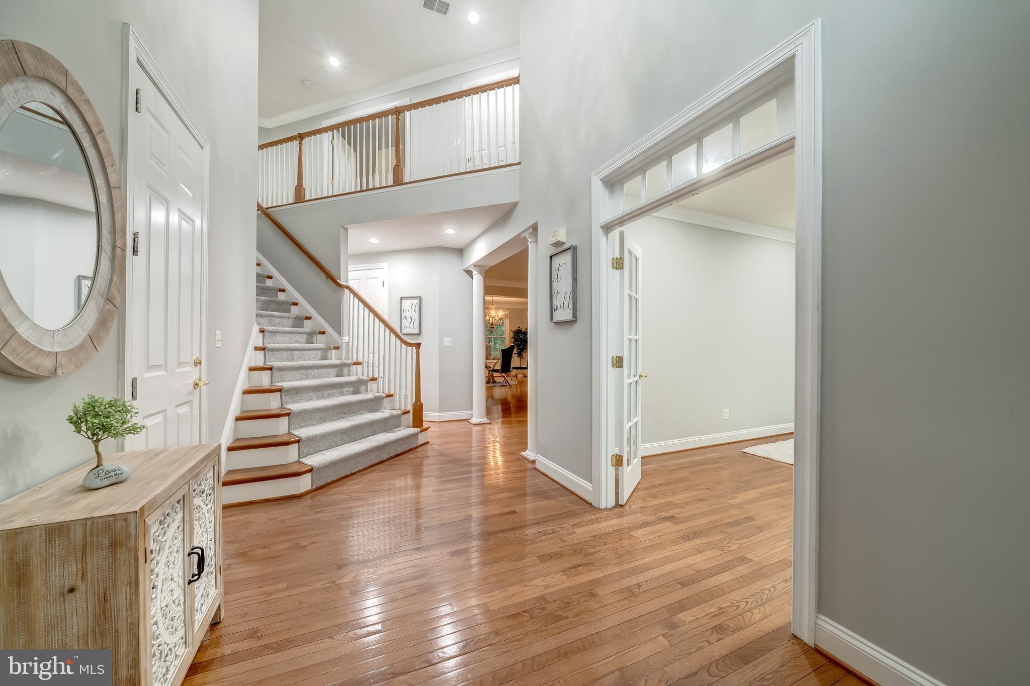 302 Kingsley Road Southwest Vienna, VA 22180 - Photo 4 of 85