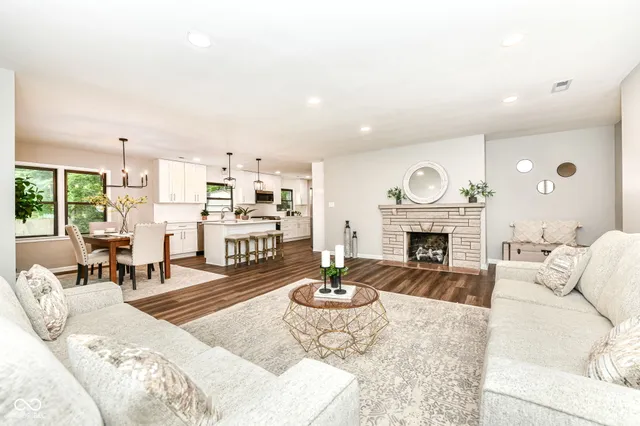 $350,000 | 3155 West 57th Street, Indianapolis, IN 46228