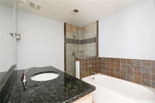 $2,000 | 804 Madison Ln S East, Smyrna, GA 30080