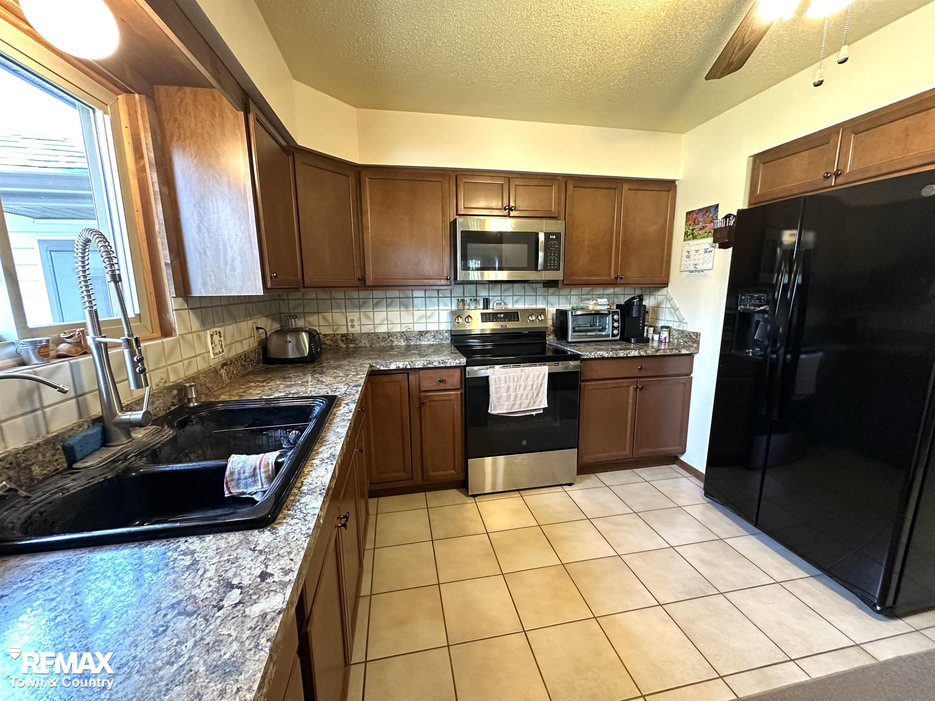 2310 Dale Road Beaverton, MI 48612 - Photo 9 of 71