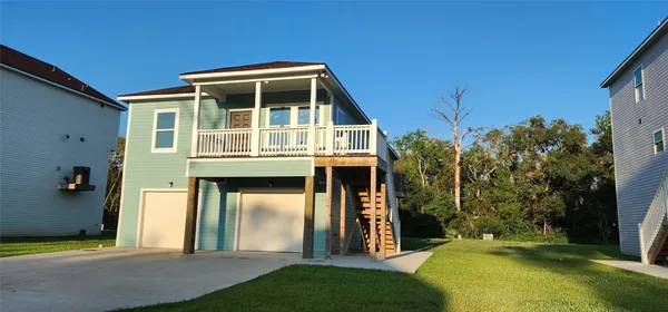 $1,550 | 6206 Lacey Oak Drive, Hitchcock, TX 77563