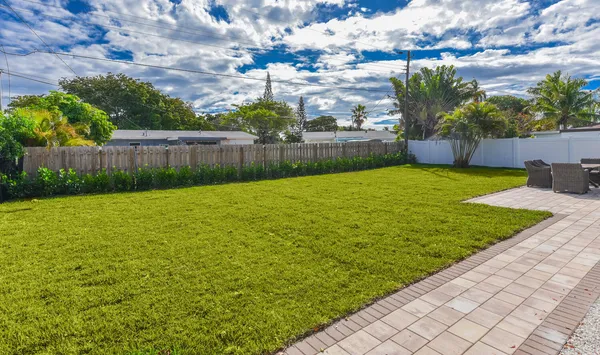 $749,000 | 1320 South Deerfield Avenue, Deerfield Beach, FL 33441