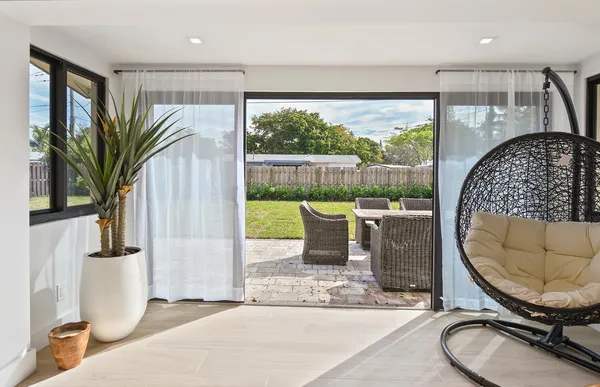 $749,000 | 1320 South Deerfield Avenue, Deerfield Beach, FL 33441