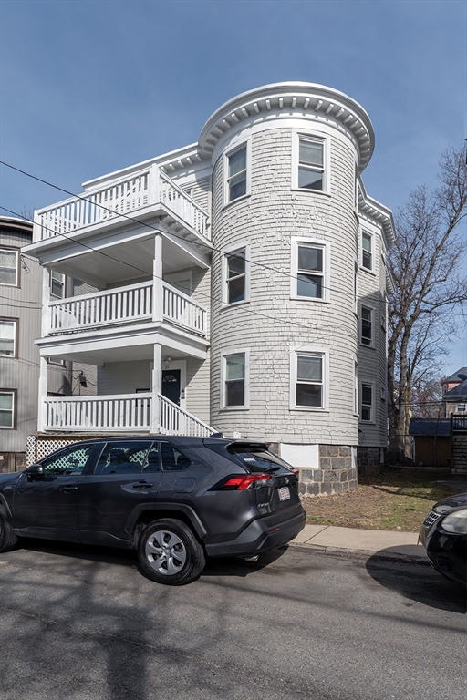 19 Dunlap Street Boston, MA 02124 - Photo 1 of 19