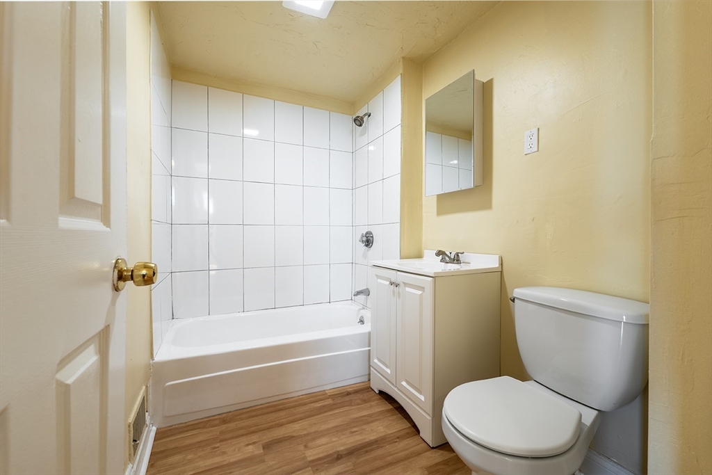19 Dunlap Street Boston, MA 02124 - Photo 16 of 19